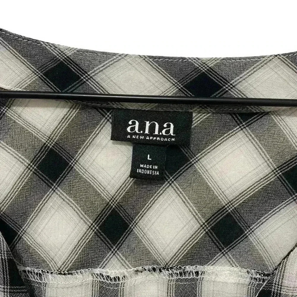 Wrap Button Down Blouse - Picture 4 of 5